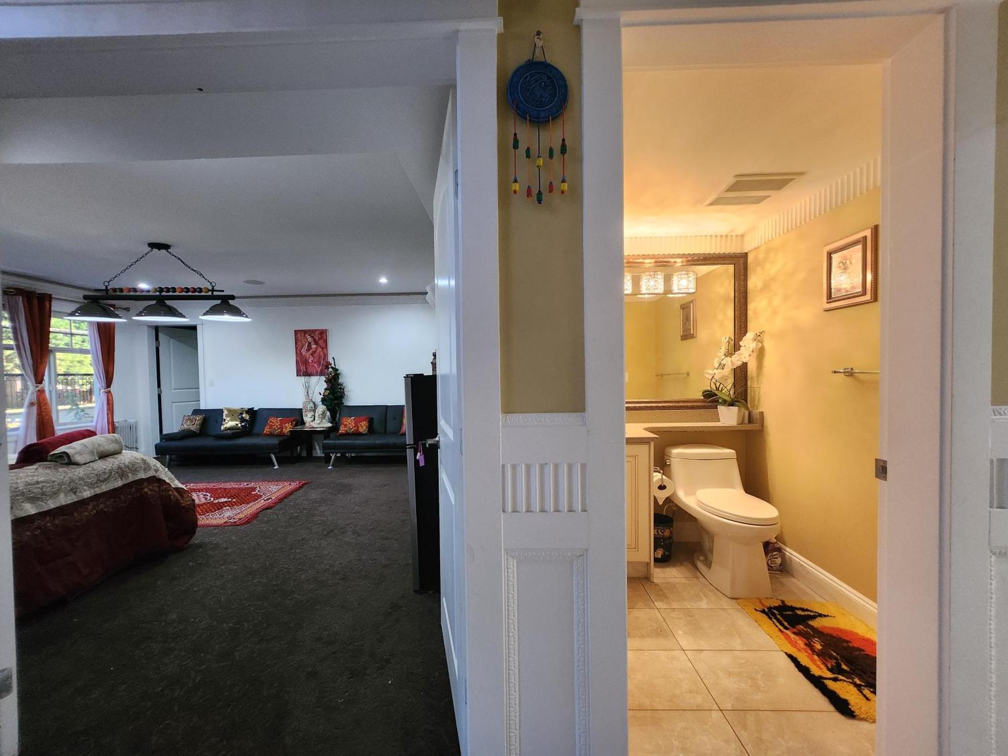 Empress Madani Palace Hotel Surrey Zewnętrze zdjęcie