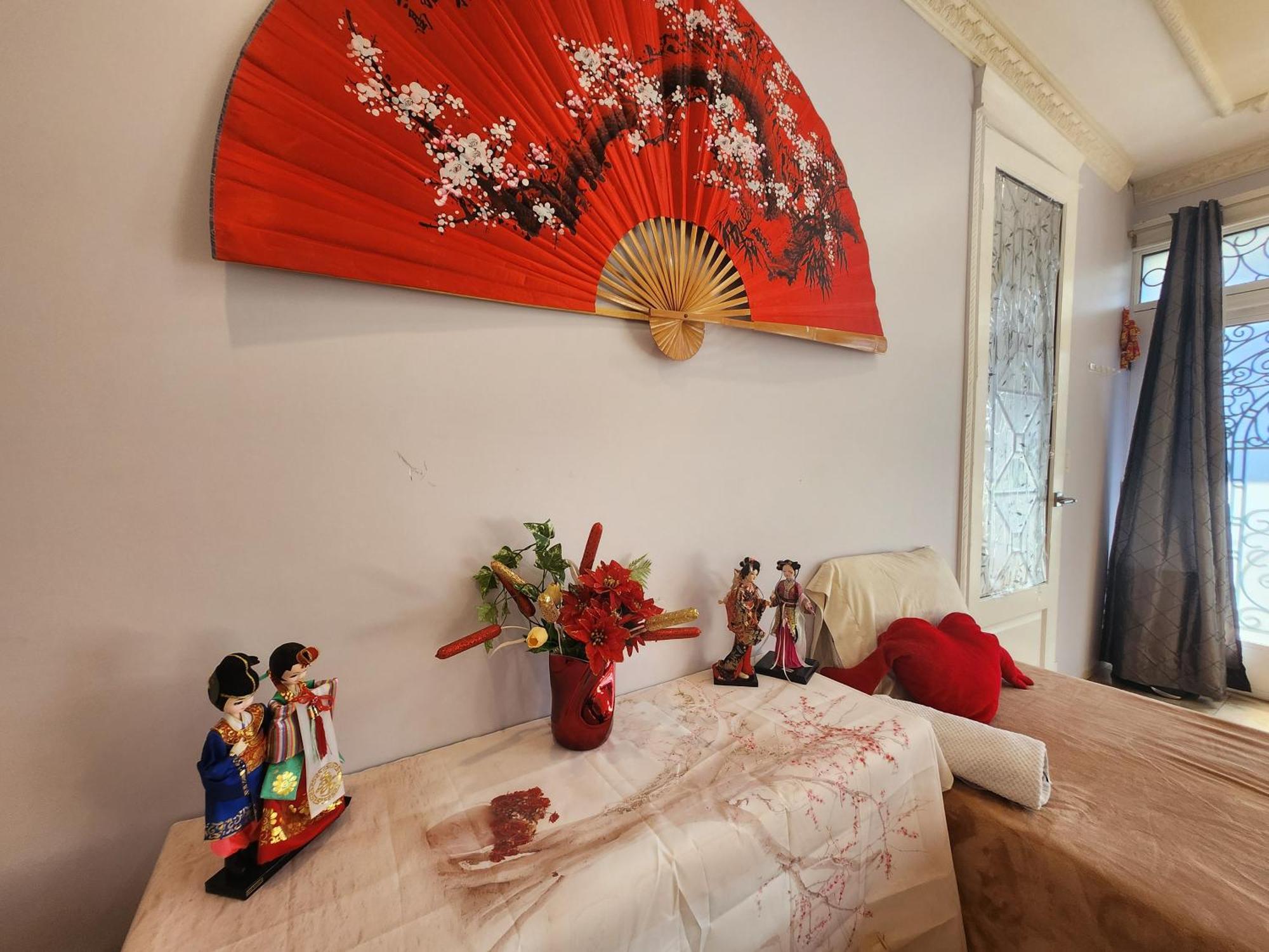 Empress Madani Palace Hotel Surrey Zewnętrze zdjęcie